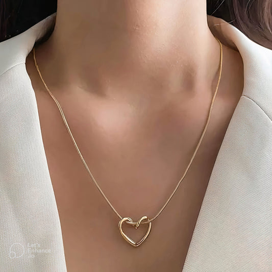 Elegant Gold Heart Pendant Necklace for Women | Minimalist Jewelry Gift