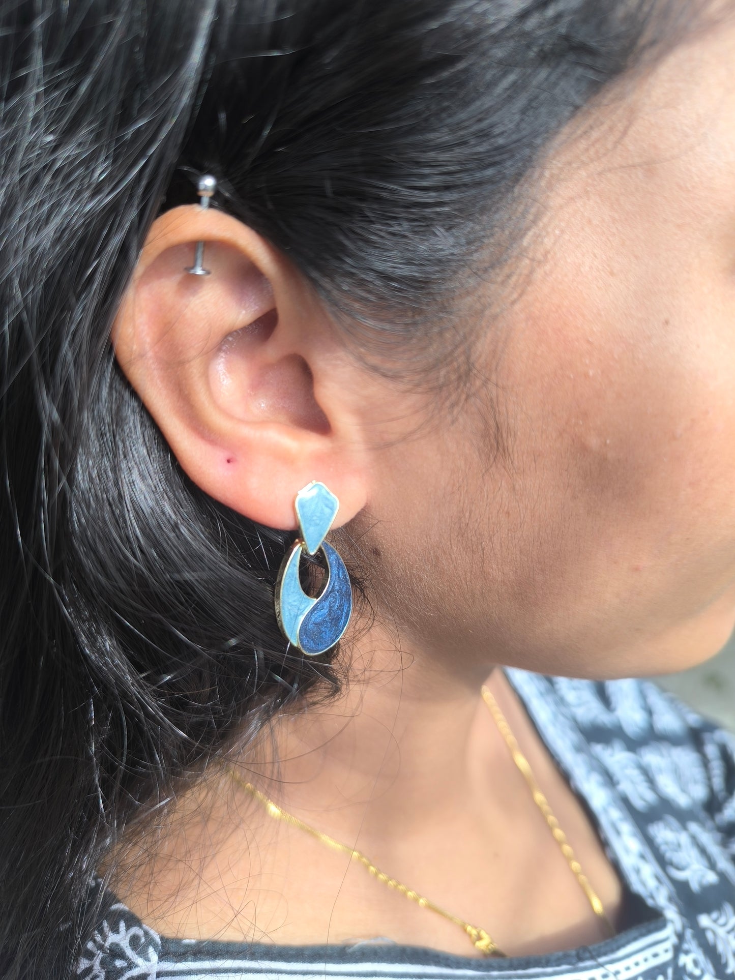 Stylish Blue Wave Drop Earrings