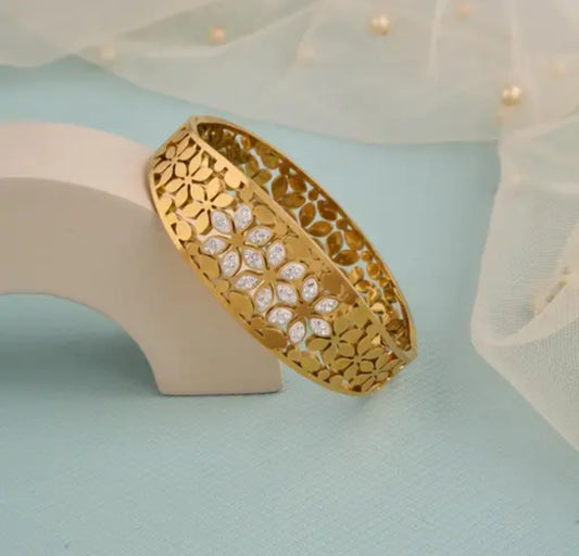 Gold Floral Cutwork Bangle with CZ Stones – Elegant Jewelry
